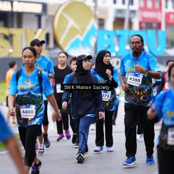 Runner Photo 7603615