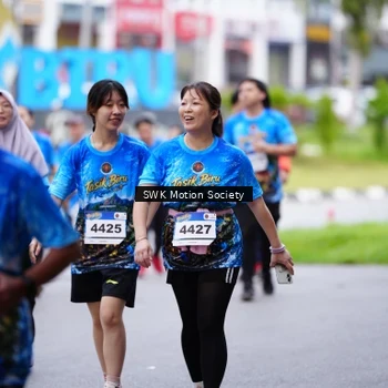 Runner Photo 7603635