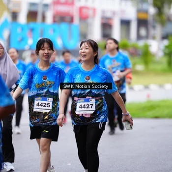 Runner Photo 7603644