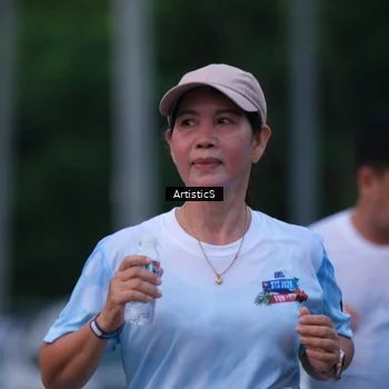 Runner Photo 7603646