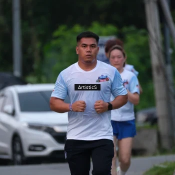 Runner Photo 7603659