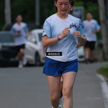 Runner Photo 7603663