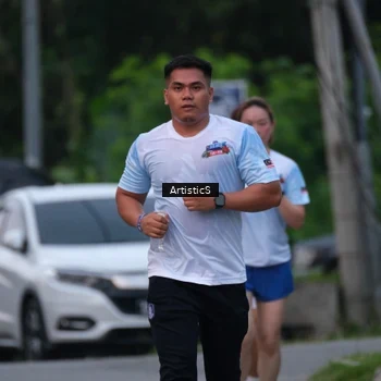 Runner Photo 7603669