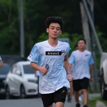 Runner Photo 7603681