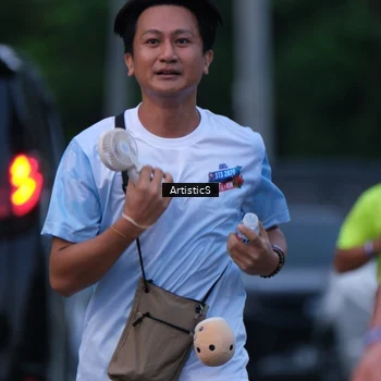 Runner Photo 7603700
