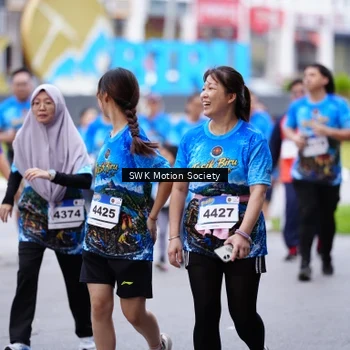 Runner Photo 7603703