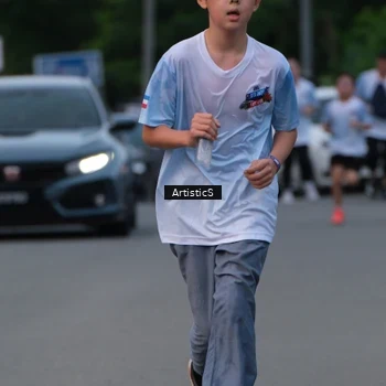 Runner Photo 7603733