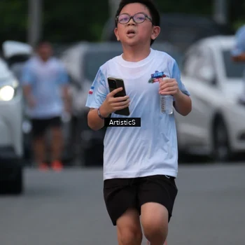 Runner Photo 7603740
