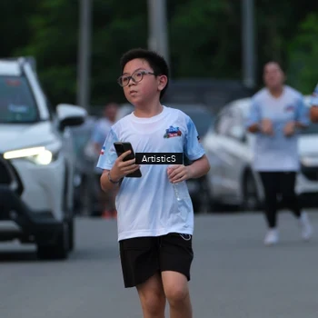 Runner Photo 7603743