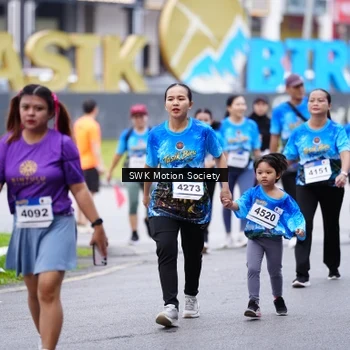 Runner Photo 7603744