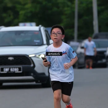 Runner Photo 7603747