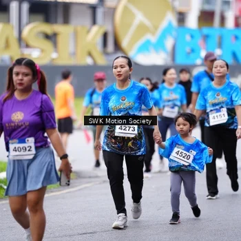 Runner Photo 7603748