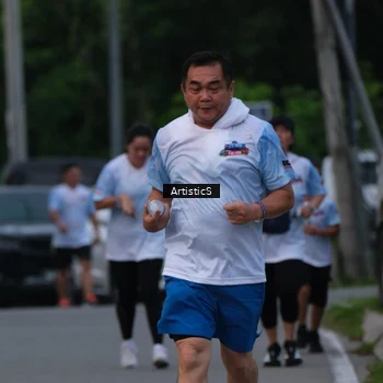 Runner Photo 7603749