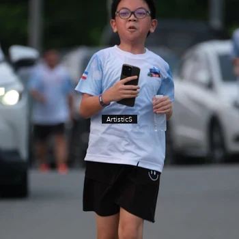 Runner Photo 7603750