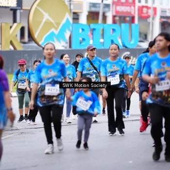 Runner Photo 7603751