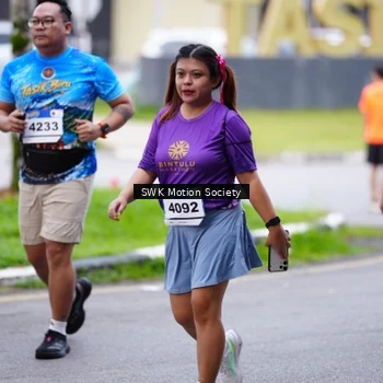 Runner Photo 7603753