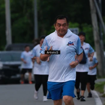 Runner Photo 7603761