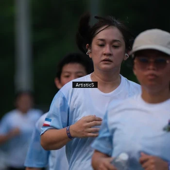 Runner Photo 7603800