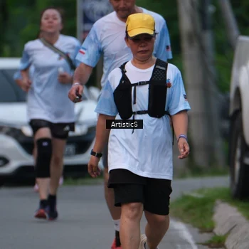 Runner Photo 7603804