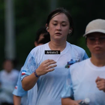 Runner Photo 7603809