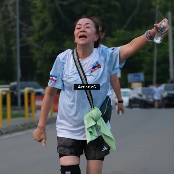 Runner Photo 7603818