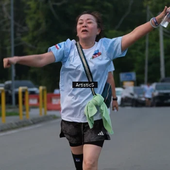 Runner Photo 7603819