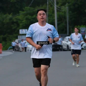 Runner Photo 7603838