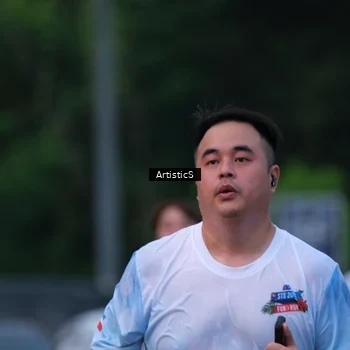 Runner Photo 7603840