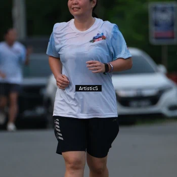 Runner Photo 7603842