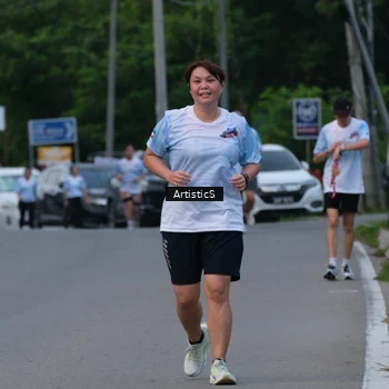 Runner Photo 7603843