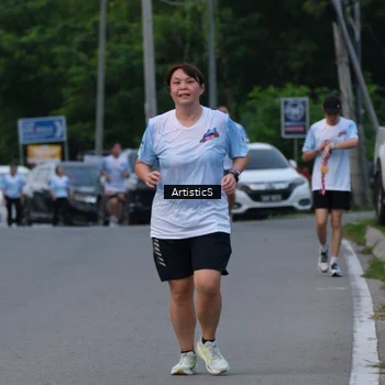 Runner Photo 7603846
