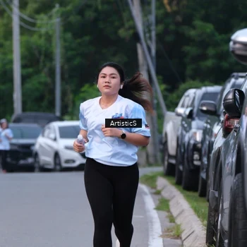 Runner Photo 7603868