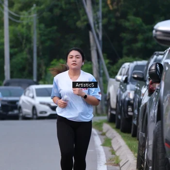 Runner Photo 7603869