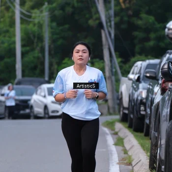 Runner Photo 7603871