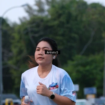 Runner Photo 7603879