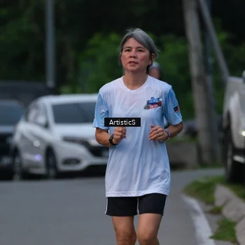 Runner Photo 7603885