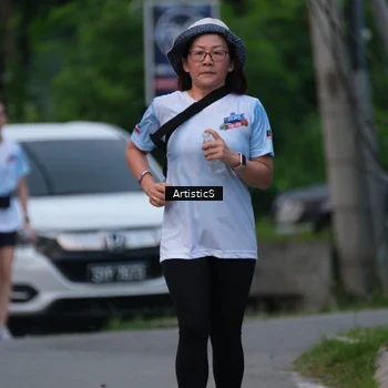 Runner Photo 7603892