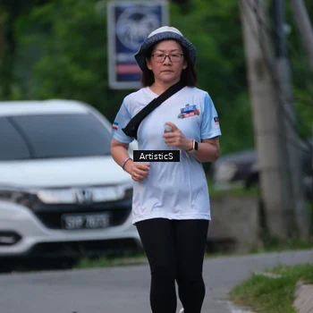 Runner Photo 7603893