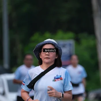 Runner Photo 7603895