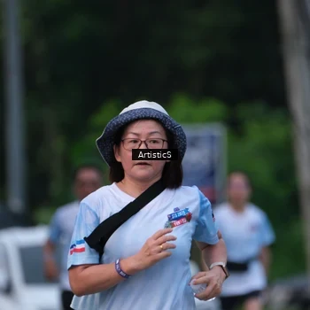 Runner Photo 7603898