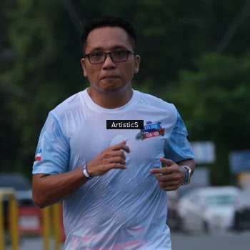 Runner Photo 7603902