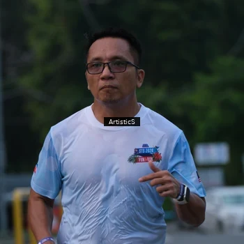 Runner Photo 7603904