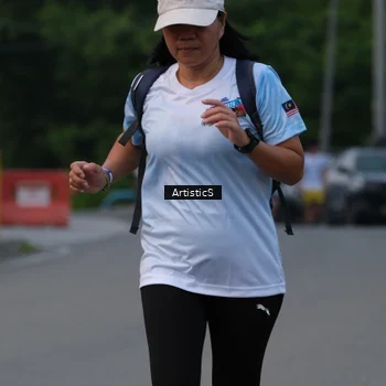 Runner Photo 7603914