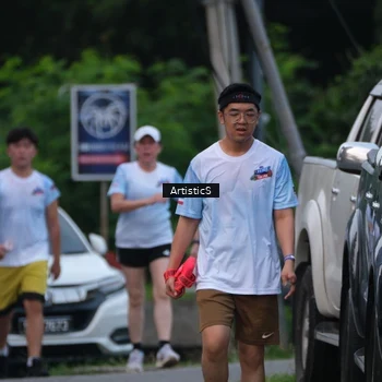 Runner Photo 7603921