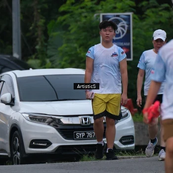 Runner Photo 7603922
