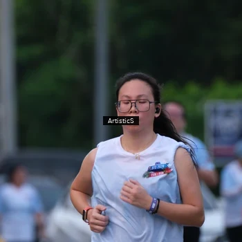 Runner Photo 7603938