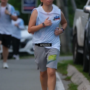 Runner Photo 7603940