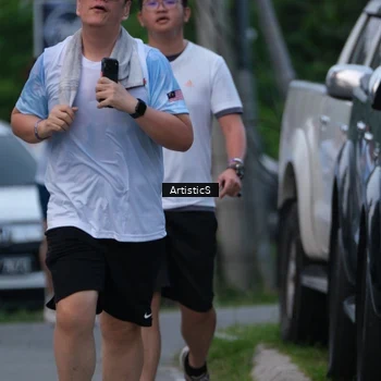 Runner Photo 7603941