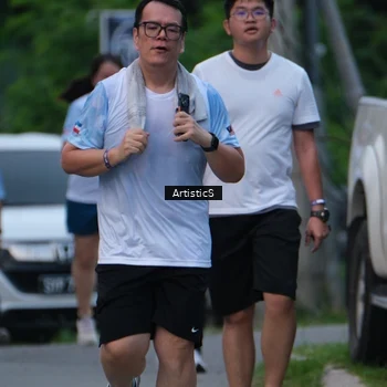 Runner Photo 7603943