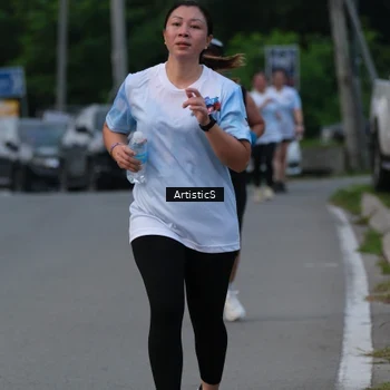 Runner Photo 7603960